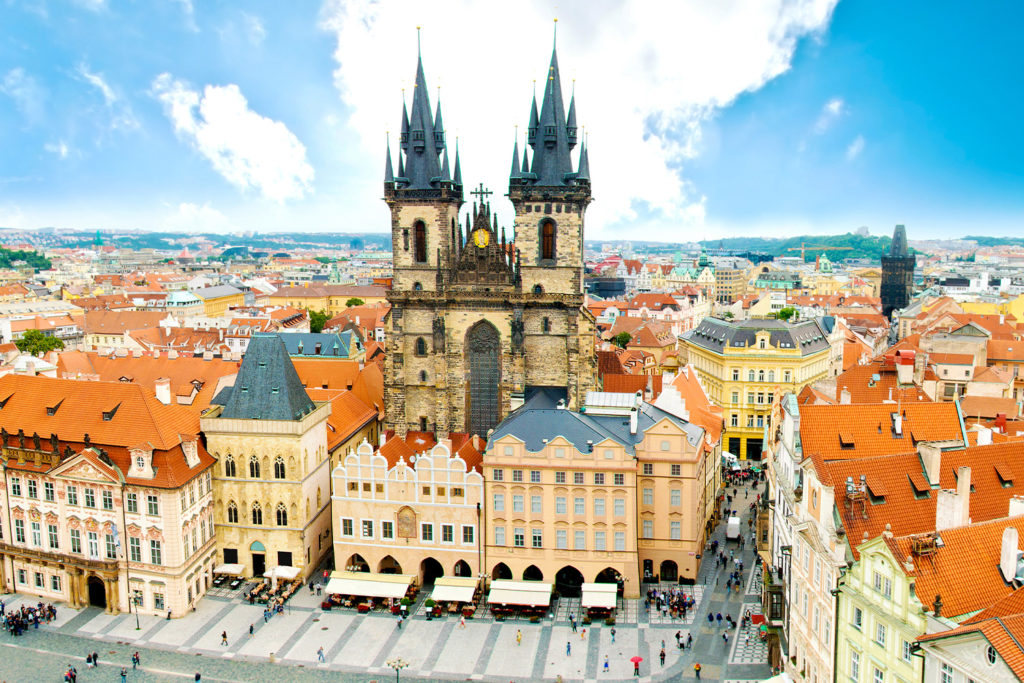 Tarz-ı Hususi Bir Kentte Tarz-ı Hususi Bir Kadın Tanıdık