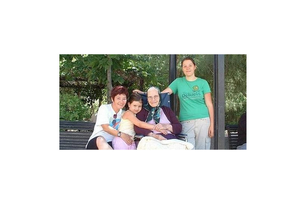 Hep Göğe Yükselen, Hiç Eğrilmeyen Kavak Ağaçlarına Selam