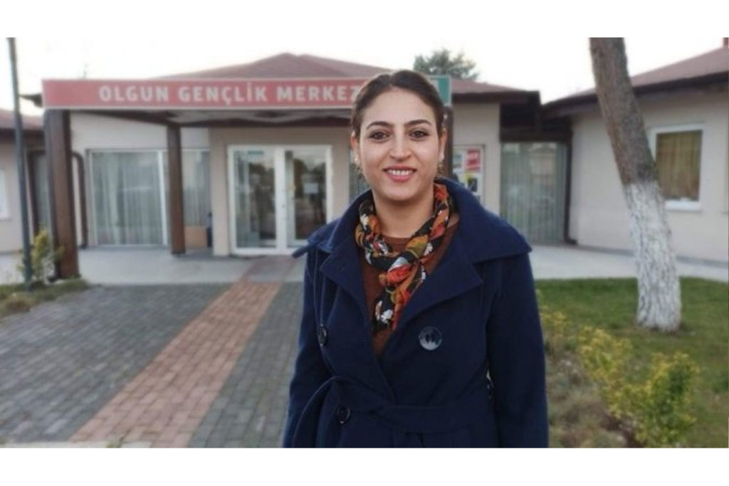 İkinci bahar tez konusu oldu... 60’ından sonra sosyal faaliyetler gençleştiriyor