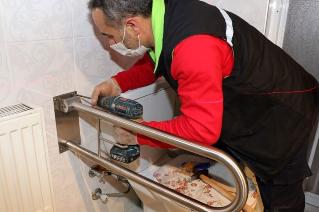 Büyükşehir’den yaşlılar için ‘erişilebilirlik’ projesi