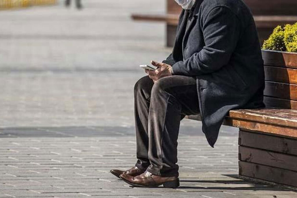 “Türkiye’de 65/74 Yaş Arası İnternet Kullanımı Son Beş Yılda Dört Kat Arttı”